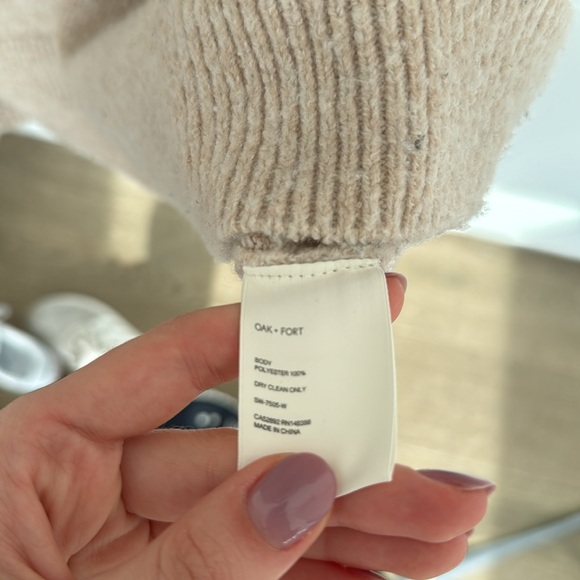 Knit Vest Oak and Fort - Picture 3 of 4